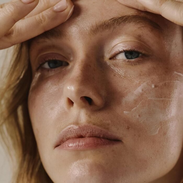Pro-Collagen Marine Cream SPF 30 & Lightweight Anti-Wrinkle Daily Facial Moisturizer - Image 5